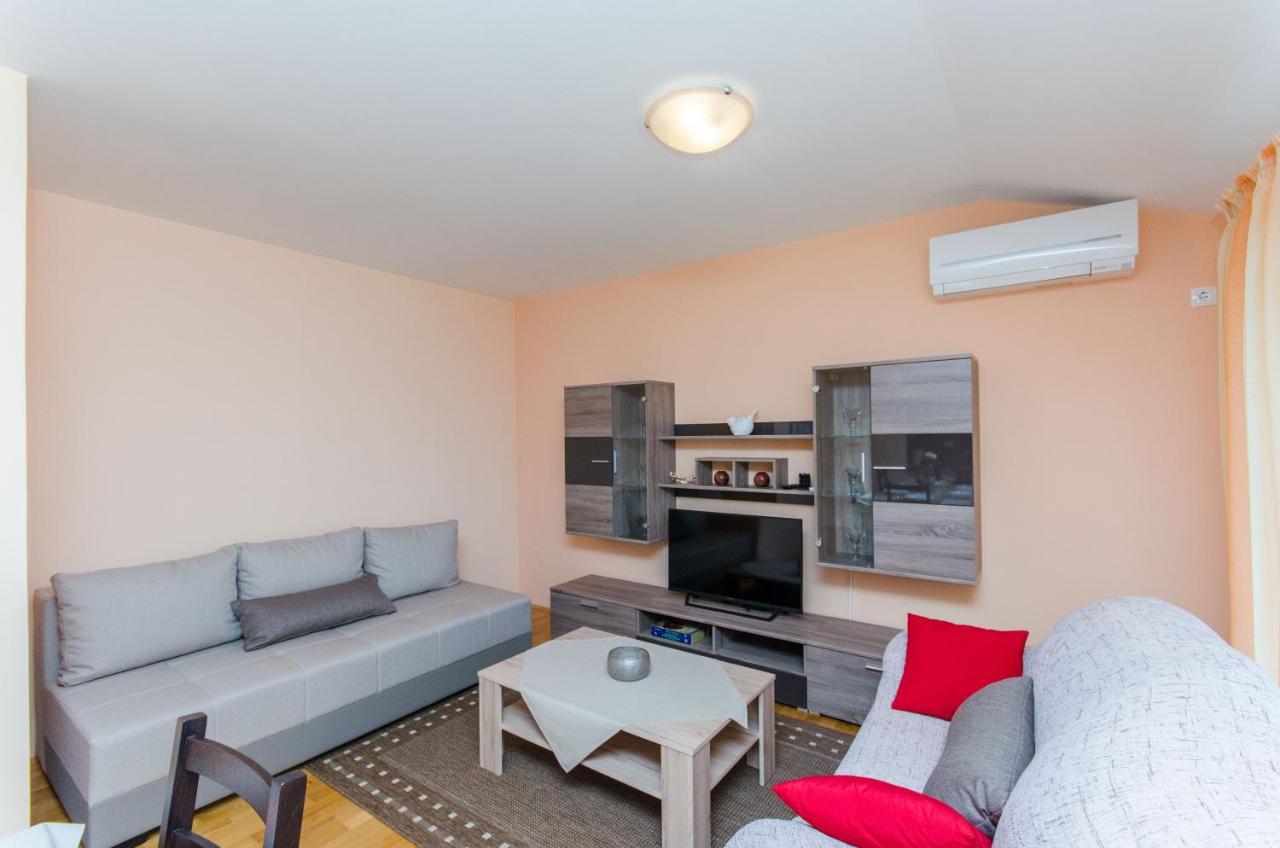 Apartman Ivan Kaštela Exterior foto